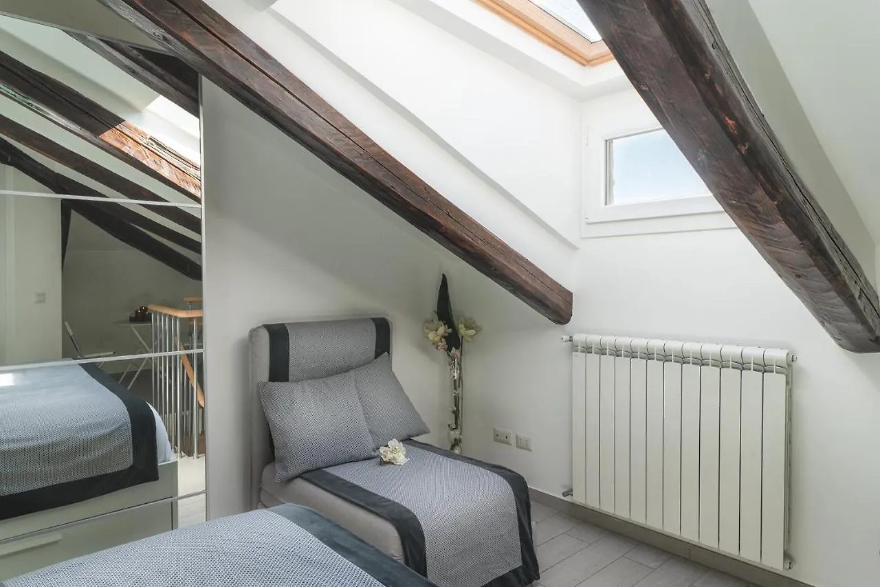 Vic Pigneto, Luxury House Terrace Roma Apartment Italy